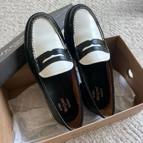 G.H. Bass & Co. Black and White Loafers - Picture 6 of 6